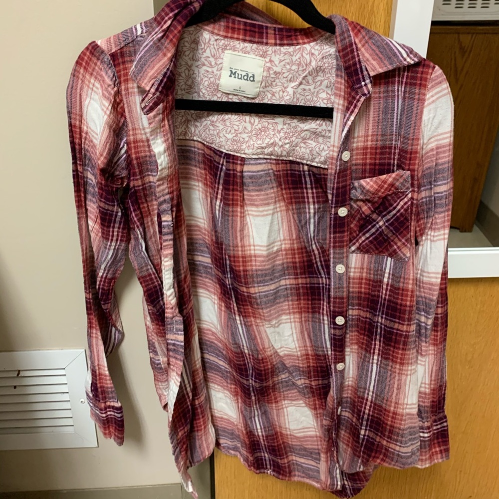 long sleeve red and white flannel